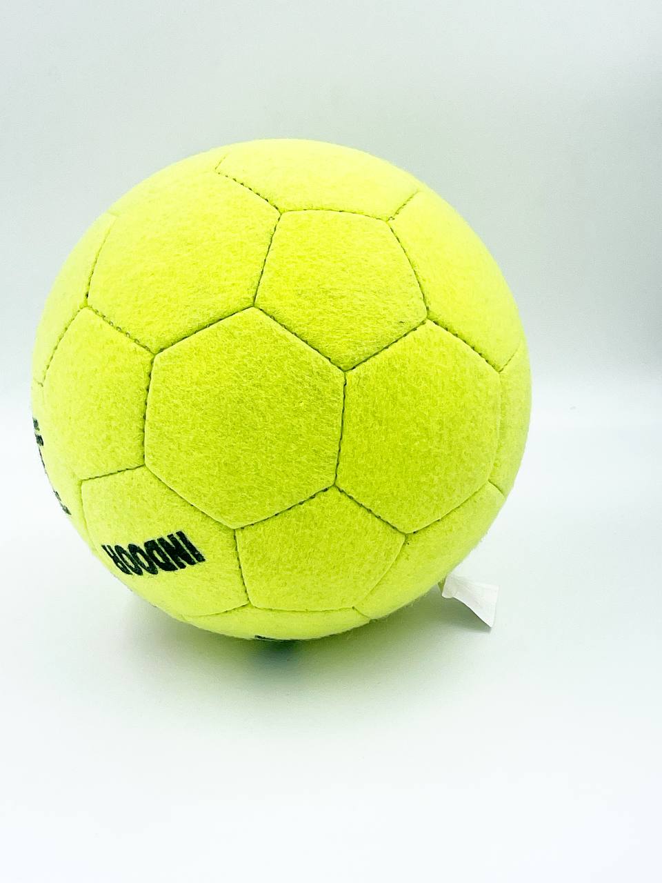 كرة القدم الرياضية الداخلية من TA - مقاس 5 | أصفر